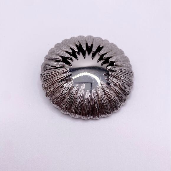 Monet Signed Large Mirrored Starburst Sun Celestial Brooch - Picture 5 of 6